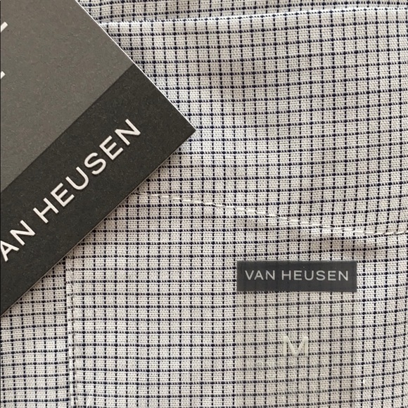 NWT men’s button down shirt medium. Van Heusen - Picture 5 of 9
